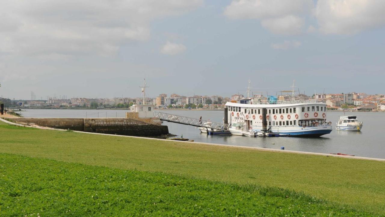 The Boat Apartamento Tematico Сейшал Екстериор снимка